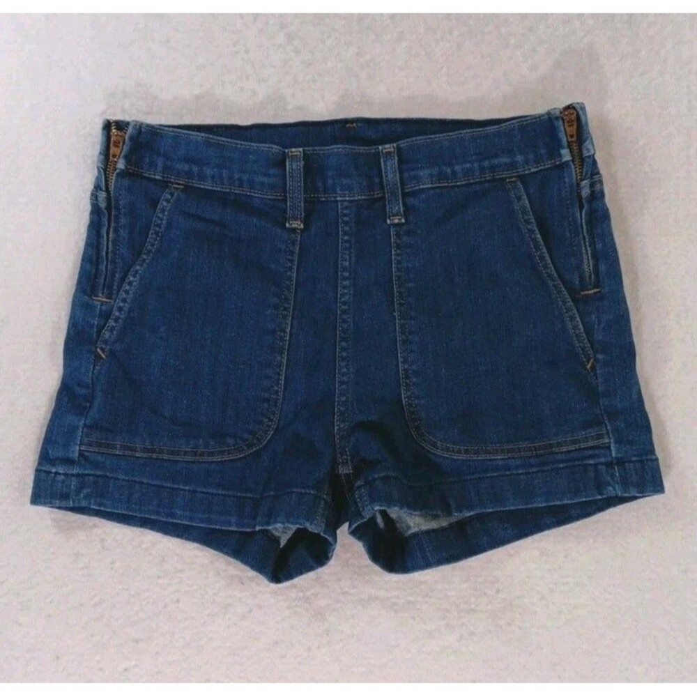 Vintage Levi's Denim Shorts Size 29 Blue Double Side Zip Y2K patch pocket